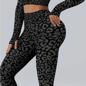 UNOPENED Leopard Print Workout Set